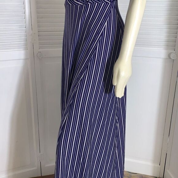 NWOT Navy Striped Jersey Knit Wrap Maxi Dress Medium - Picture 13 of 16